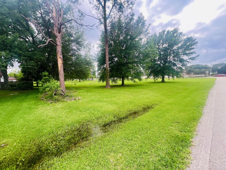 24505 Roesner Rd, Katy, TX à vendre - Photo de l’immeuble – Image 2 sur 6