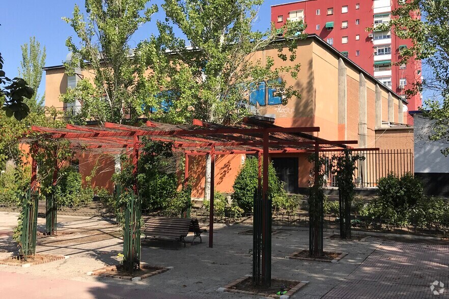 Avenida de la Verbena de la Paloma, 12, Madrid, Madrid à louer - Photo de l’immeuble – Image 3 sur 3