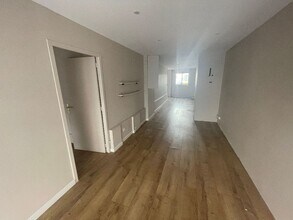 19 Rue Juliette Récamier, Lyon à vendre Photo intérieure– Image 2 sur 5