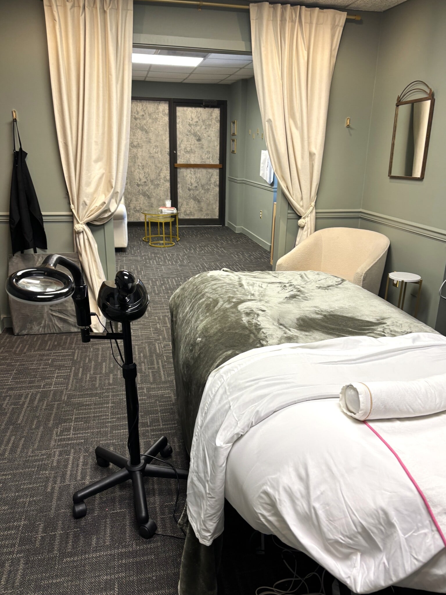 1242 West Chester Pike, West Chester, PA à louer Photo intérieure– Image 1 sur 4