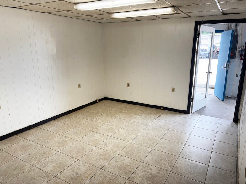 4549 St Augustine Rd, Jacksonville, FL à louer - Photo de l’immeuble – Image 2 sur 31