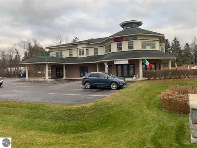 12930 S West Bay Shore Dr, Traverse City, MI à vendre - Autre – Image 3 sur 5