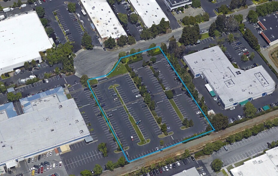 300 Whitney Plz, Fremont, CA à vendre - Photo principale – Image 1 sur 5