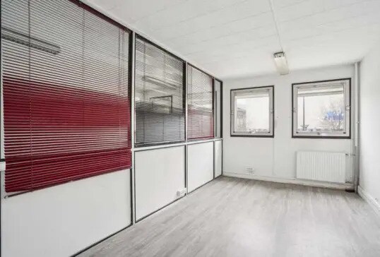 Bureau dans Paris à louer - Photo de l’immeuble – Image 3 sur 8