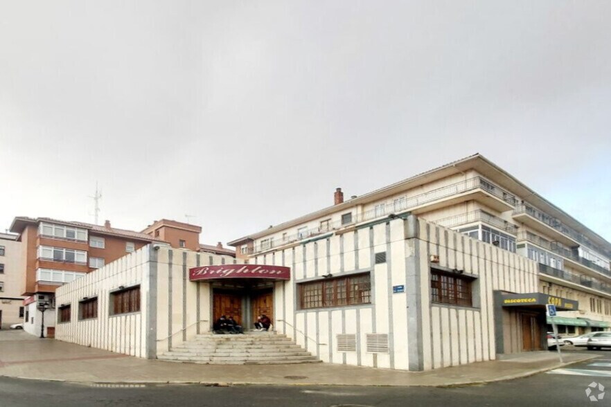 Local commercial dans Ávila, Ávila à louer - Photo principale – Image 1 sur 1