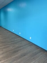 8101-8129 N Oak Tfwy, Kansas City, MO à louer - Vidéo sur l’annonce professionnelle