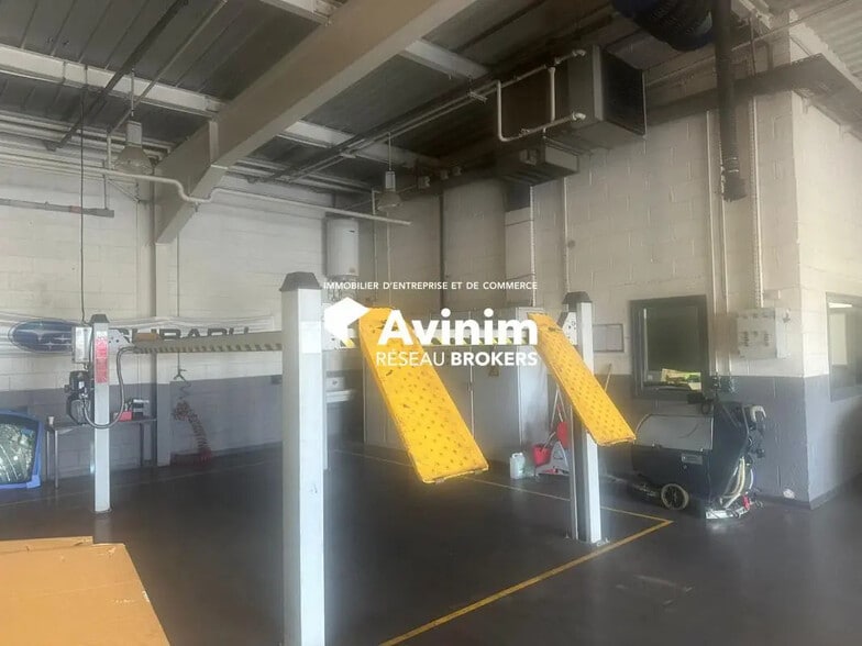 Industriel/Logistique dans SAINT-OUEN-L'AUMONE à louer - Photo de l’immeuble – Image 3 sur 9