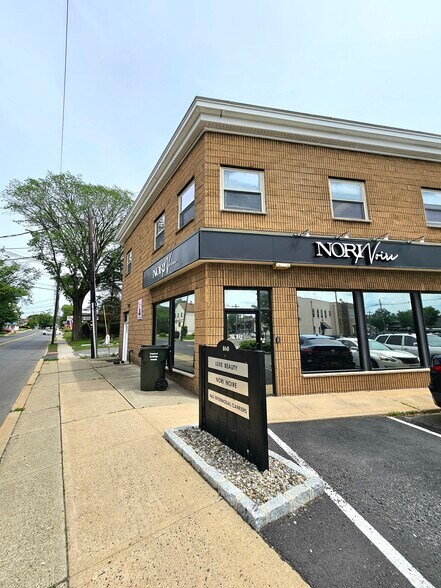 860 King Georges Rd, Fords, NJ à louer - Photo de l’immeuble – Image 3 sur 6