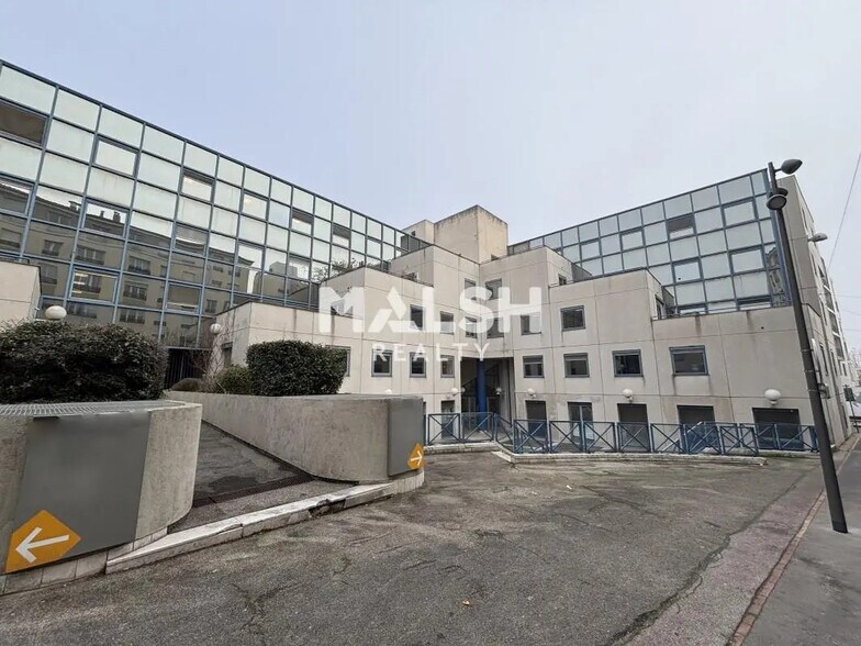 Bureau dans Caluire-et-Cuire à vendre - Photo de l’immeuble – Image 1 sur 9