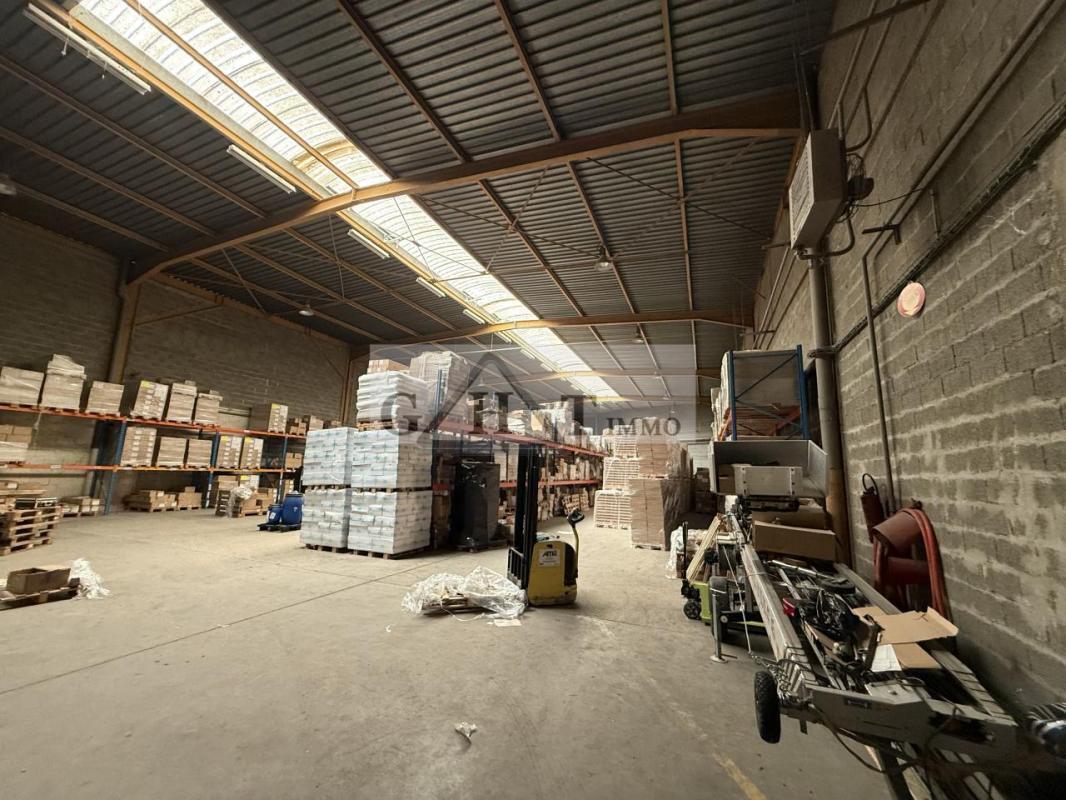 Industriel/Logistique dans Argenteuil à vendre Photo de l’immeuble– Image 1 sur 3