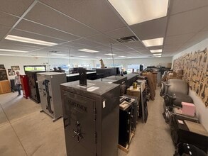 1033 Leonard St NW, Grand Rapids, MI à louer Photo intérieure– Image 2 sur 6