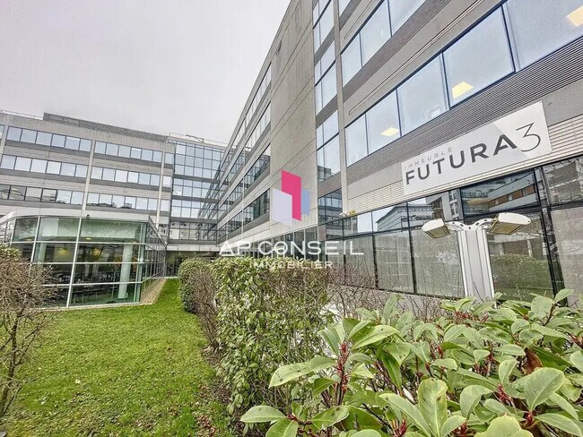 Plus de détails pour Bureau, Local d'activités à louer