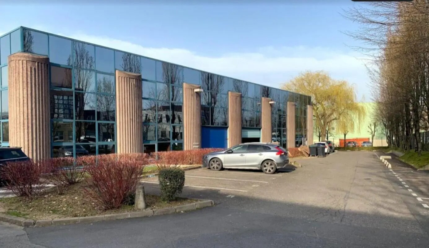 Industriel/Logistique dans Villiers-sur-Marne à louer Photo de l’immeuble– Image 1 sur 5