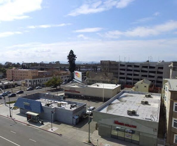 3801 Telegraph Ave, Oakland, CA à louer - Photo principale – Image 1 sur 12