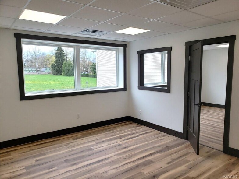 300 Ohio St, Medina, NY à louer - Photo de l’immeuble – Image 3 sur 10