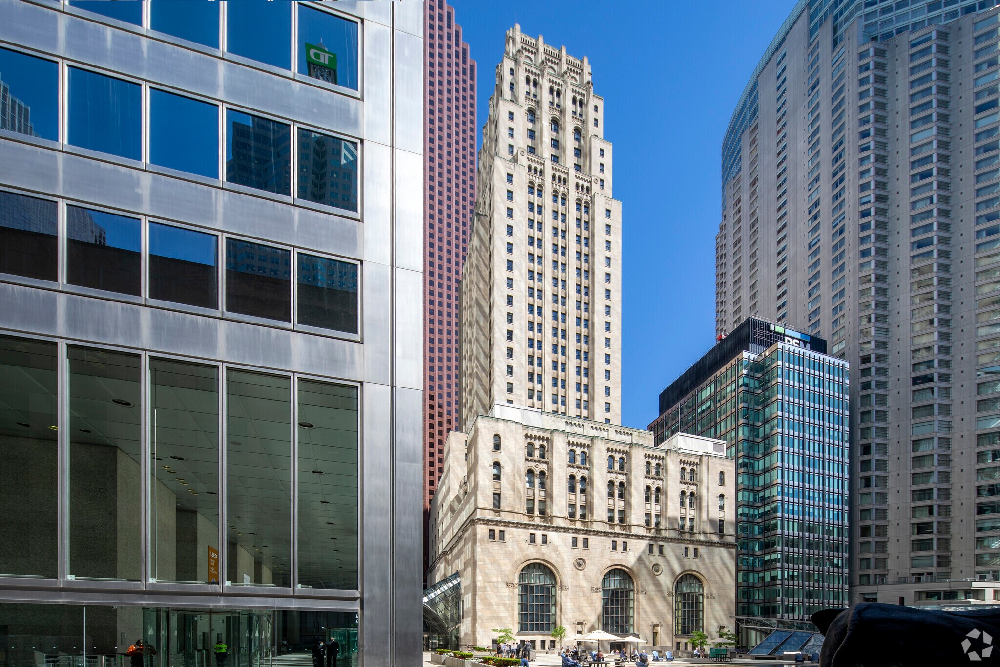 25 King St W, Toronto, ON à louer Photo principale– Image 1 sur 10