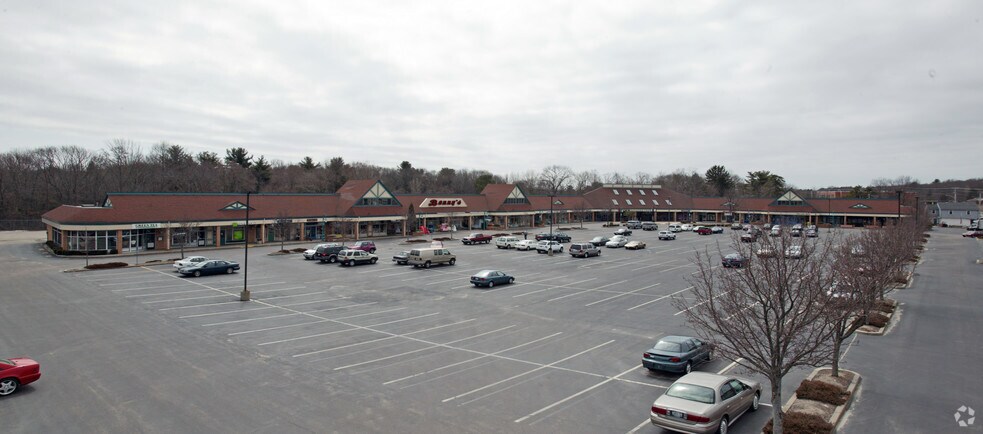 5600 Post Rd, East Greenwich, RI à louer - Photo de l’immeuble – Image 3 sur 8