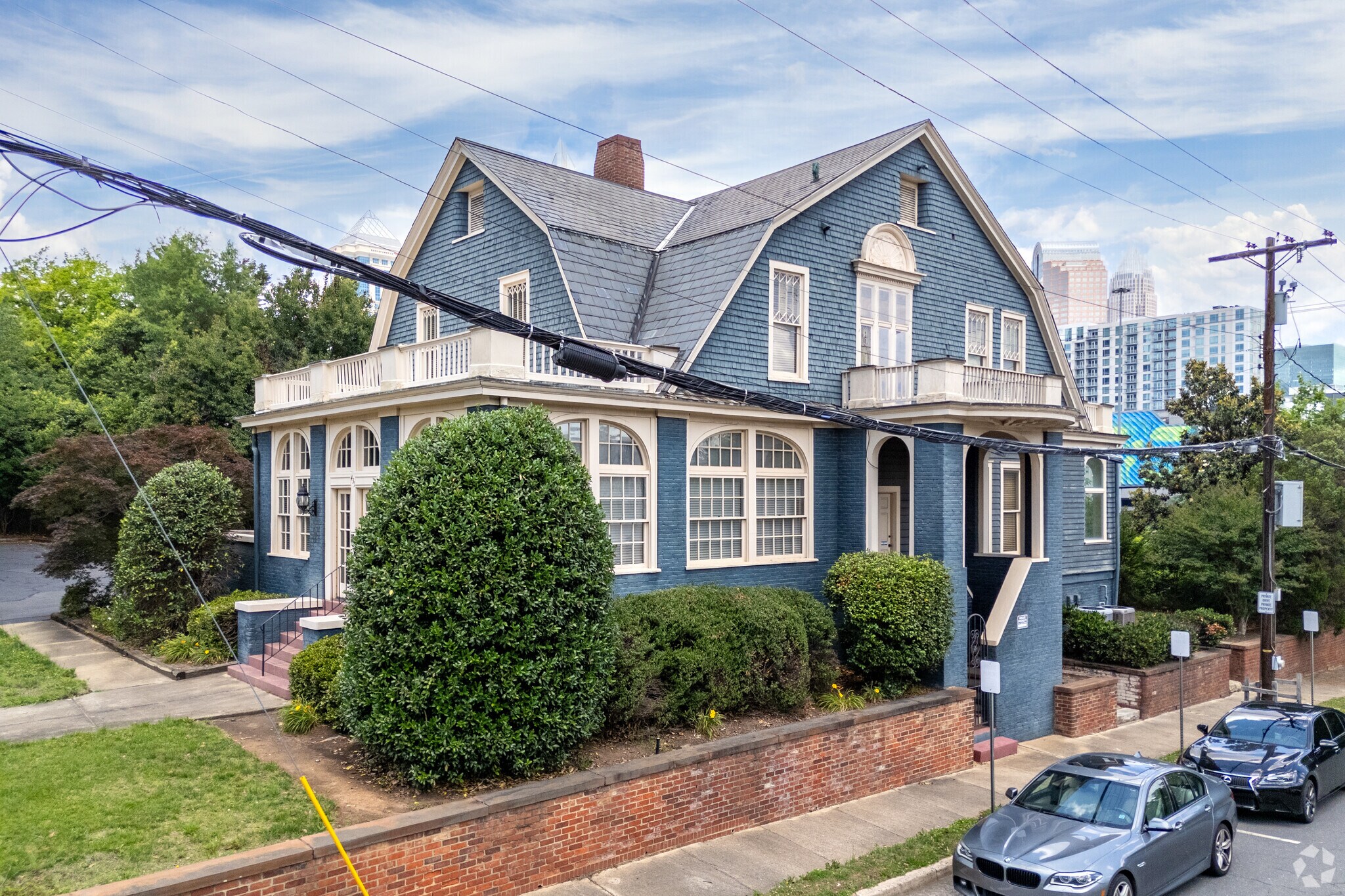 435 E Morehead St, Charlotte, NC à vendre Photo principale– Image 1 sur 8