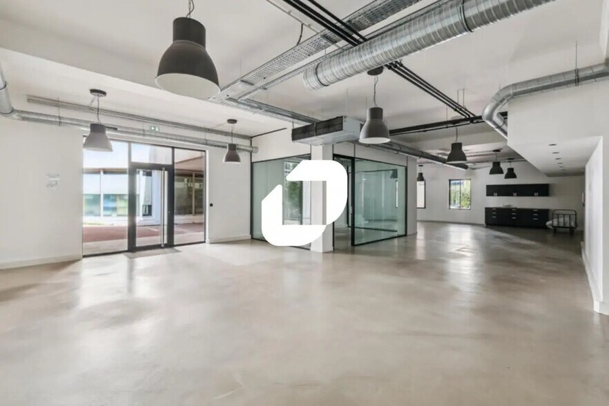 32 Bis Rue De Paradis, Paris à louer - Photo de l’immeuble – Image 3 sur 14