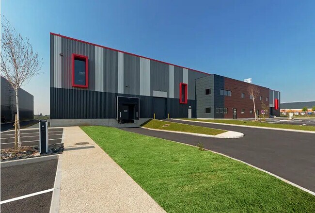 Plus de détails pour Industriel/Logistique à louer