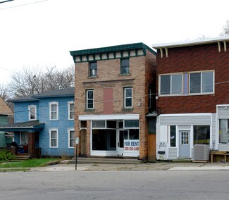 Plus de détails pour 525-527 Tremont Ave SW, Massillon, OH - Local commercial à louer