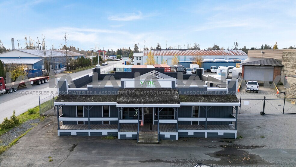 26180 31B Ave, Langley Twp, BC à louer - Photo de l’immeuble – Image 2 sur 21