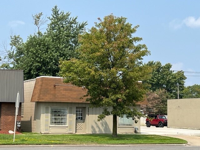 29109 Harper ave, Saint Clair Shores, MI à vendre Photo principale– Image 1 sur 2