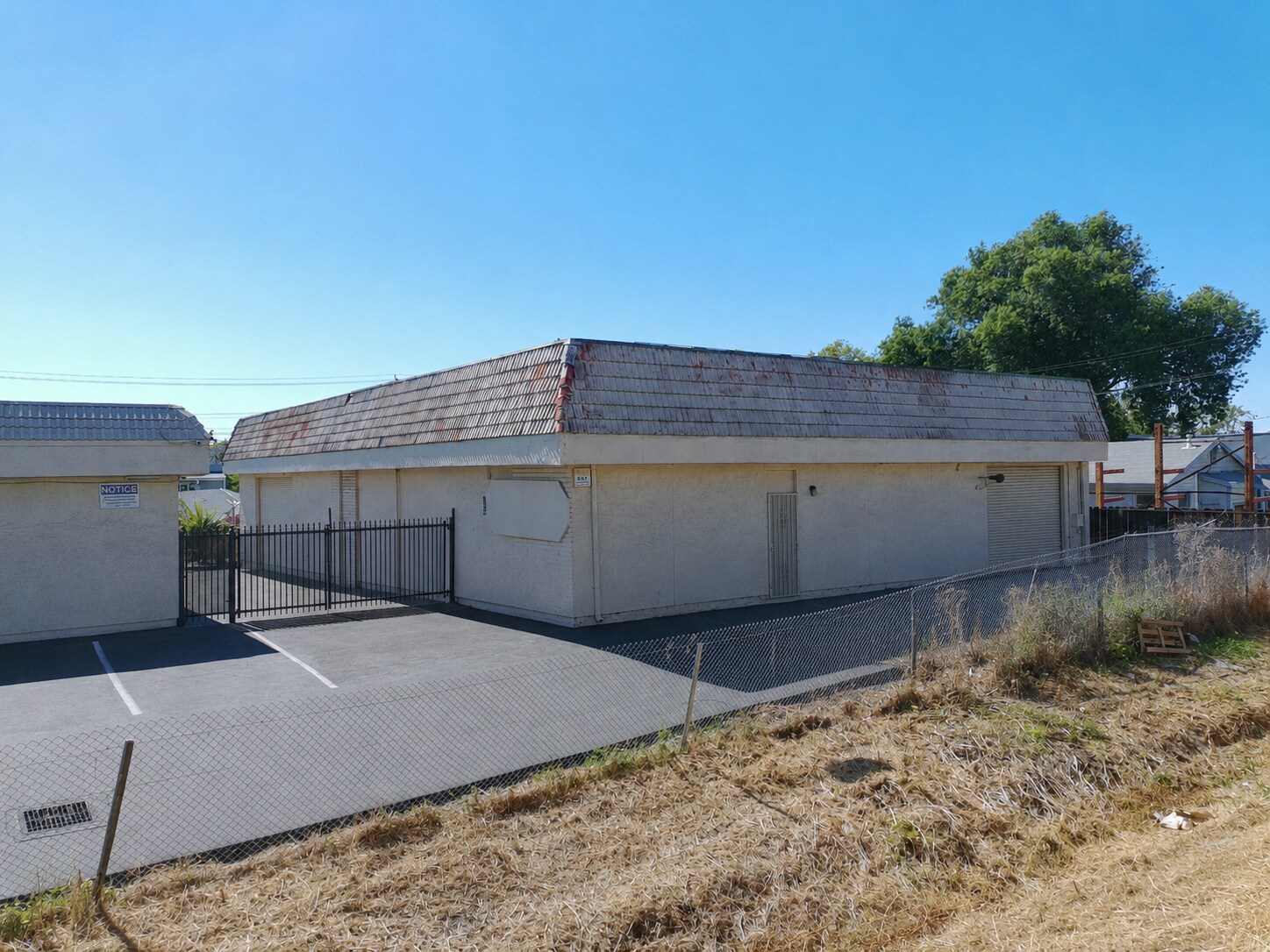 87 Center Ave, Pacheco, CA à louer Photo de l’immeuble– Image 1 sur 5