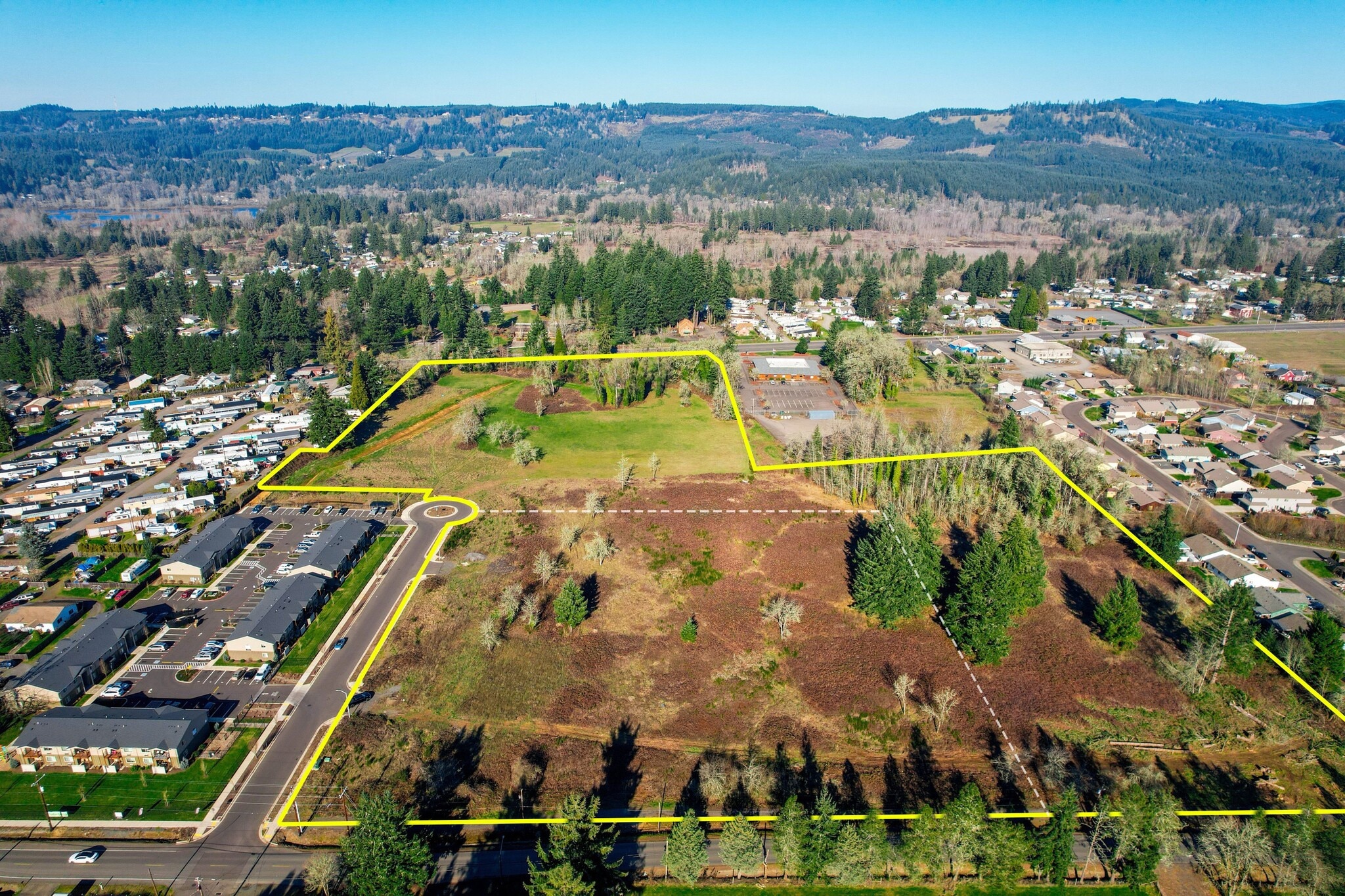 3217 Main St, Sweet Home, OR à vendre Photo principale– Image 1 sur 14