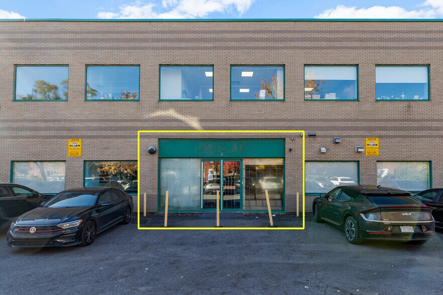 6525-6565 Boul Décarie, Montréal, QC à louer - Photo de l’immeuble – Image 3 sur 15