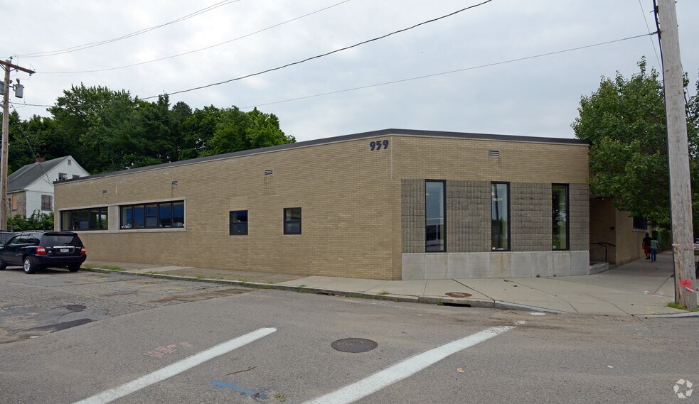 959 N Main St, Providence, RI à louer - Photo principale – Image 1 sur 17