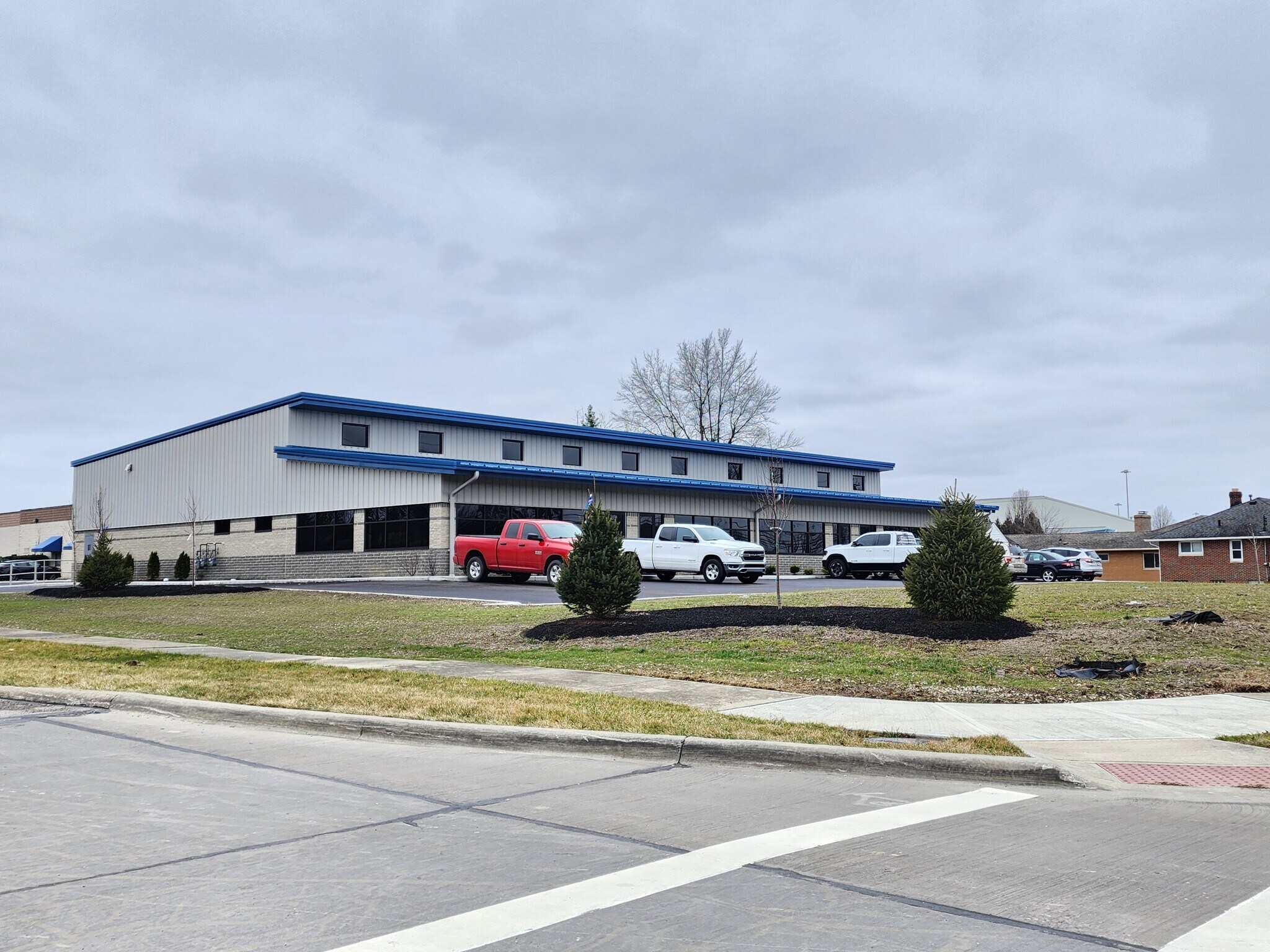 31441 Lorain Road Rd, North Olmsted, OH à louer Photo principale– Image 1 sur 5