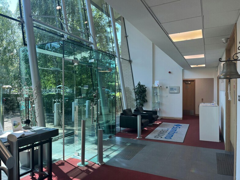 Quilters Way, Stoke Mandeville à vendre - Photo intérieure – Image 2 sur 13