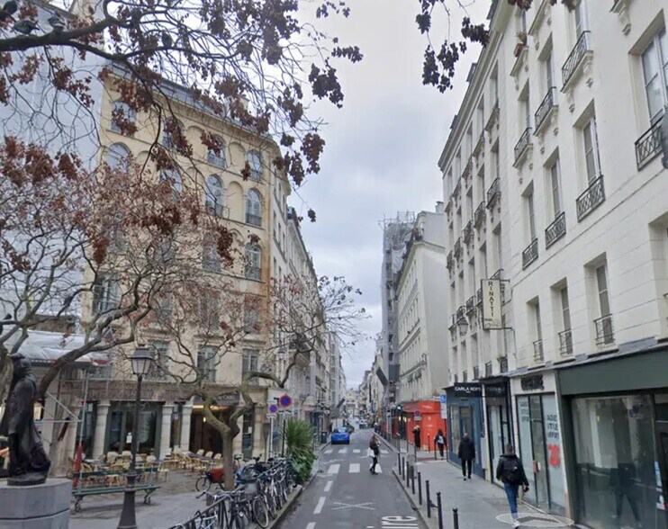 Local commercial dans Paris à louer - Photo de l’immeuble – Image 2 sur 4