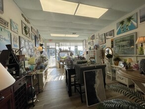 585-695 N Atlantic Ave, Cocoa Beach, FL à louer Photo intérieure– Image 2 sur 5