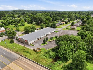 Plus de détails pour 2215 E Oak St, Conway, AR - Bureau à louer