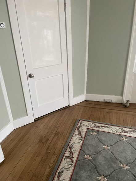 259 Main St, Whitehouse Station, NJ à louer - Photo de l’immeuble – Image 3 sur 20