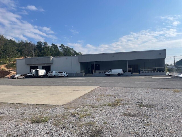 230 W Valley Ave, Homewood, AL à louer - Photo de l’immeuble – Image 3 sur 9