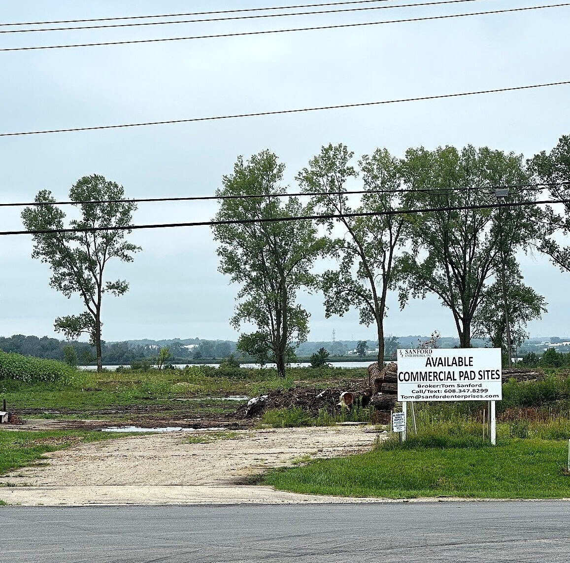 4012 Terminal Dr, McFarland, WI à louer Photo de l’immeuble– Image 1 sur 5