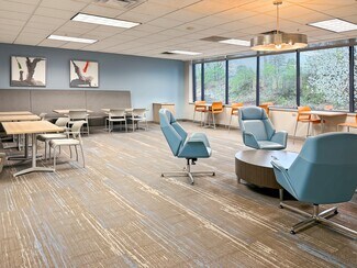 Plus de détails pour 625 Kenmoor Ave SE, Grand Rapids, MI - Coworking à louer