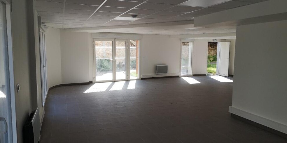 111 Rue De La Convention, Nantes à louer - Photo de l’immeuble – Image 2 sur 4