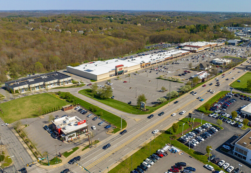 10574-10650 Perry Hwy, Wexford, PA à louer - Photo de l’immeuble – Image 3 sur 21