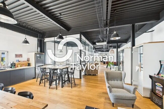 Plus de détails pour Bureau à louer