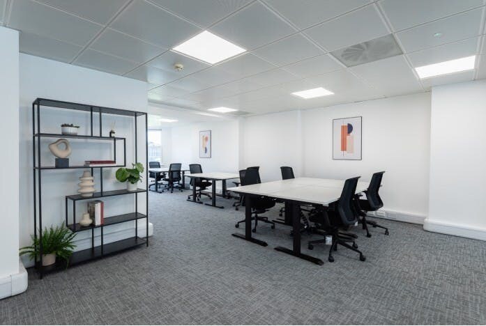 4 City Rd, Londres à louer - Photo de l’immeuble – Image 2 sur 29