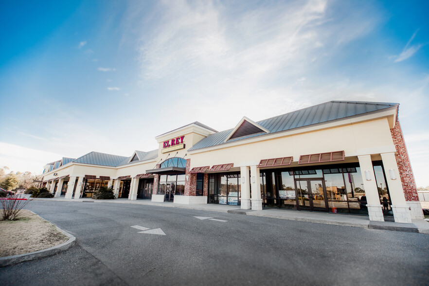925 Cedar Lake Rd, Biloxi, MS à louer - Photo de l’immeuble – Image 3 sur 6