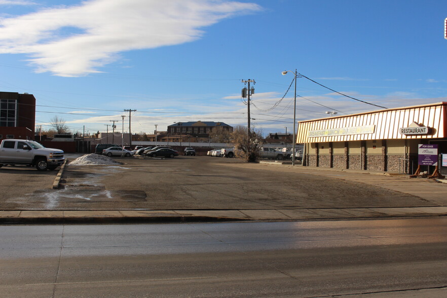 616 10th Ave S, Great Falls, MT à vendre - Photo de l’immeuble – Image 2 sur 11