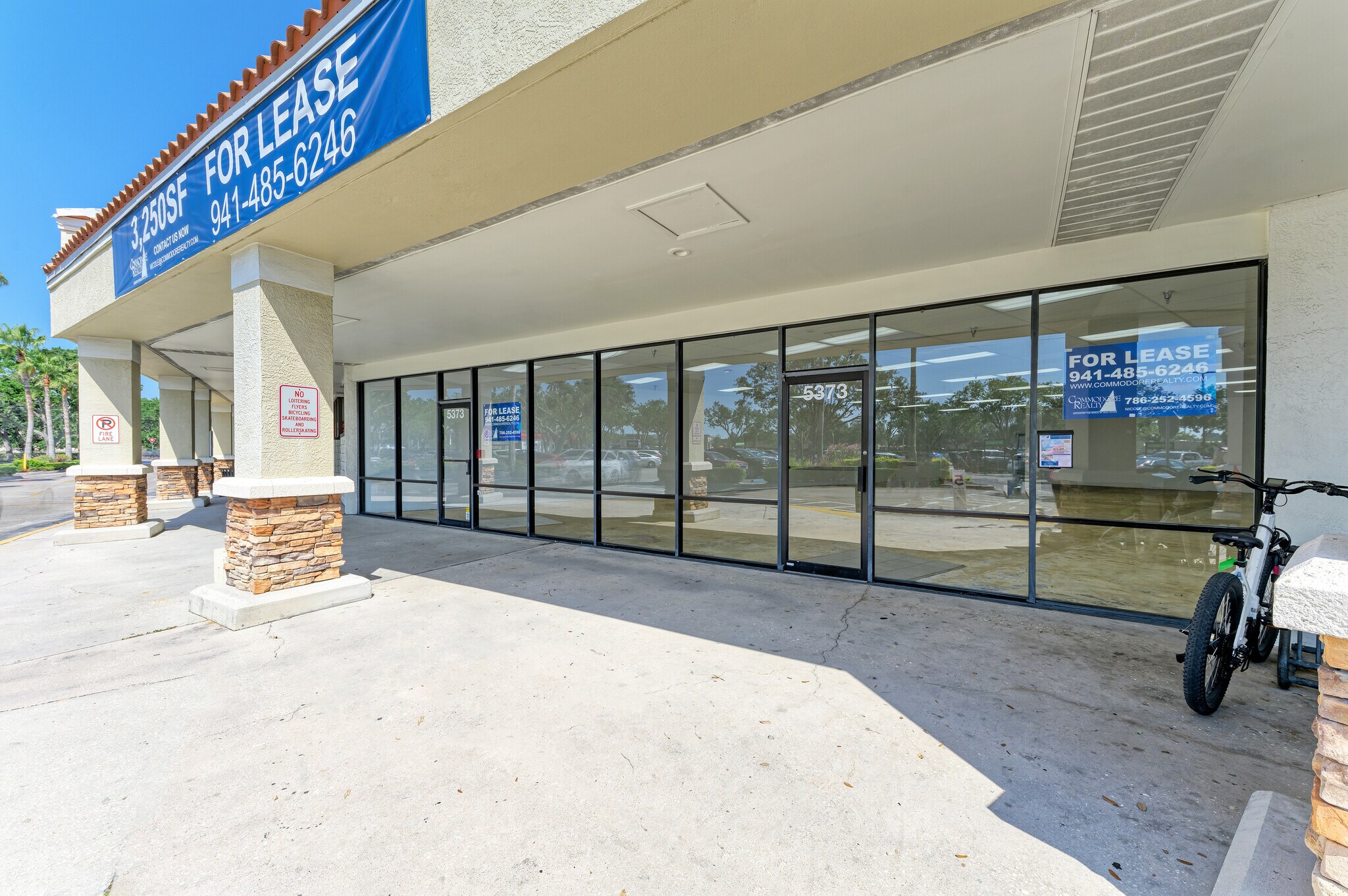 5301-5553 Fruitville Rd, Sarasota, FL à louer Photo intérieure– Image 1 sur 12