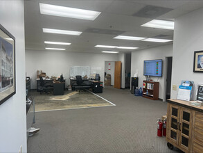 4500 Green Point Dr, Greensboro, NC à louer Photo intérieure– Image 1 sur 1