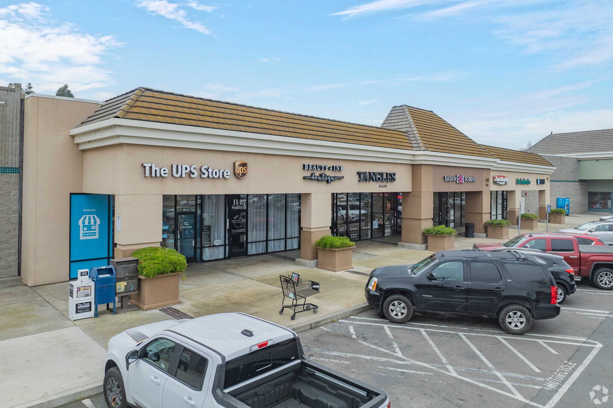 1145 2nd St, Brentwood, CA à louer Photo principale– Image 1 sur 7