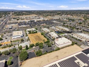 2710 Company Dr, Bakersfield, CA - Vue aérienne  vue de carte - Image1